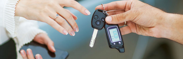 Locksmiths Over Dealerships For Car Key Replacement